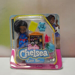 Barbie Chelsea Can Be Teacher Small Doll Brunette  Removable Outfit NWT
